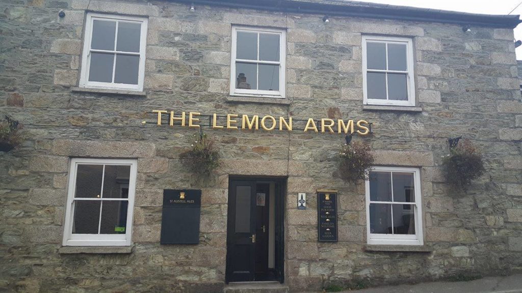 The Lemon Arms Logo