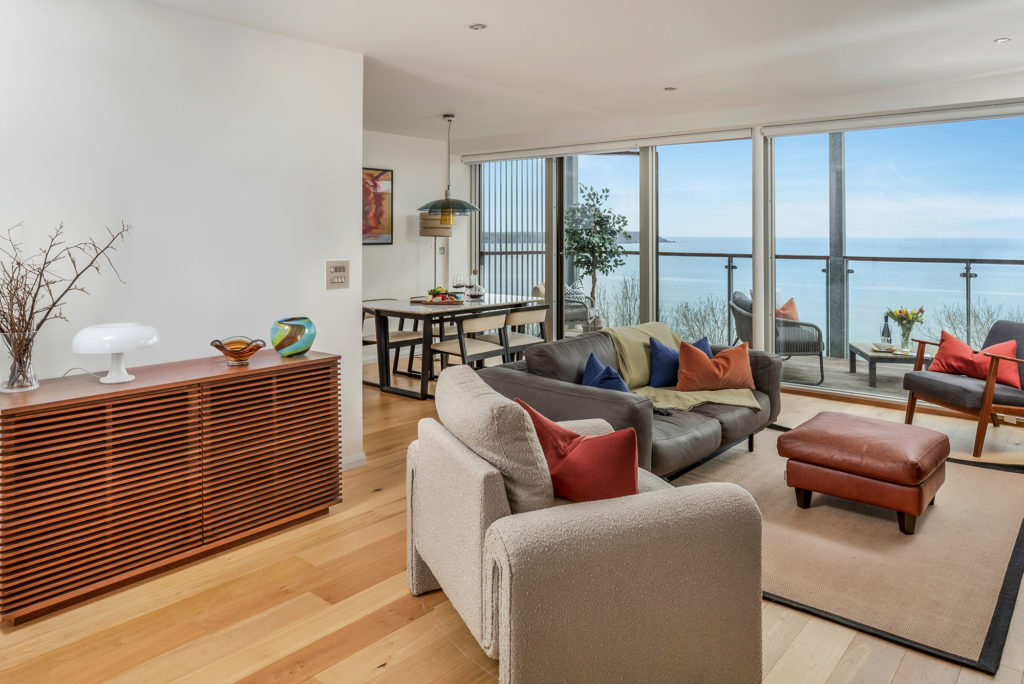 Mor Dianc - Aspects Holidays