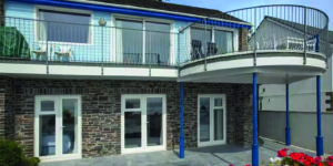 Seamoor Stays holiday cottage in Rock, Cornwall